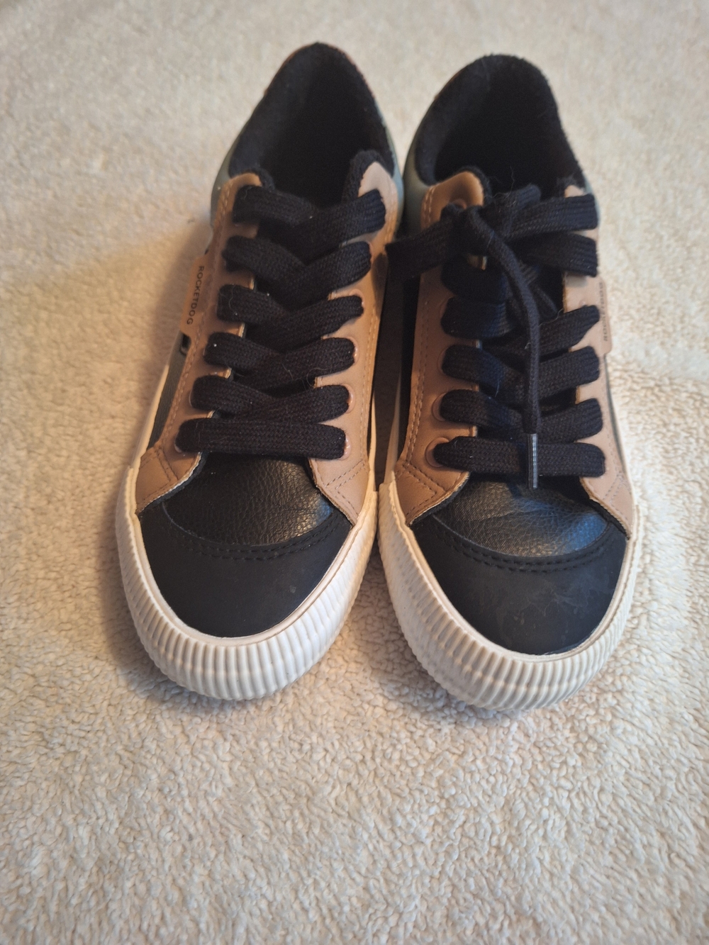 Rocket Dog Cheery Color Vlock Sneaker. Sz 7